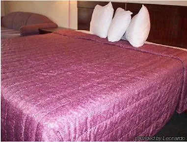 Budgetel & Inn 2*